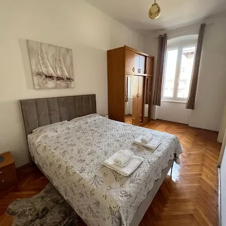 Sandra Апартаменти