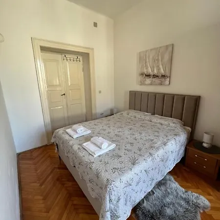 Sandra * Pula